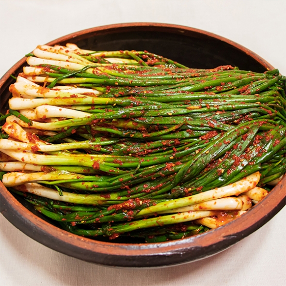 익을수록 더 맛있는 파김치(푸)