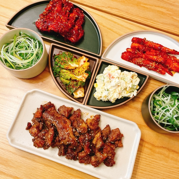 순수한반찬] 스페셜 세트 골라담기