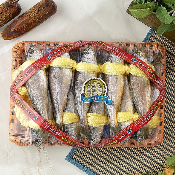 국내산 반건조 굴비 선물세트 (10미 / 국산대나무바구니+보자기포장/ 전남여수)