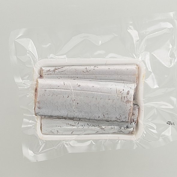 국내산 여수 먹갈치 1팩 400g 이상 외 (머리,꼬리제거) 갈치 국내산천일염 절단갈치 / 손질 후 급속 동결