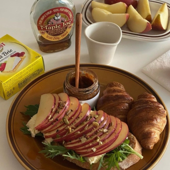 [김장철] 경북 부사사과 (정품) 중대과 로얄사이즈 (일반포장) 아삭 단단 부사 3kg / 5kg