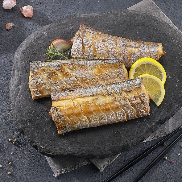 국내산 여수 먹갈치 1팩 400g 이상 외 (머리,꼬리제거) 갈치 국내산천일염 절단갈치 / 손질 후 급속 동결