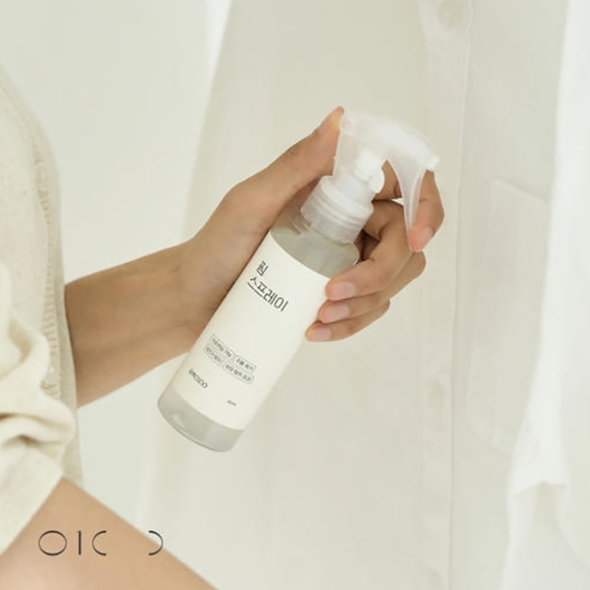 [만원의 행복] [3초구김제거]  구김과  탈취도  동시에  잡는  스프레이 (플로럴머스크향)