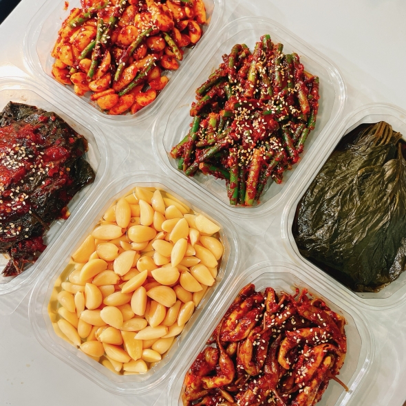 순수한반찬] 장아찌/젓갈/장&소스 골라담기
