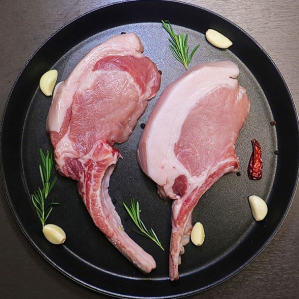 [청년미트] 1+등급 한돈 돈마호크 300g/600g (구이용)