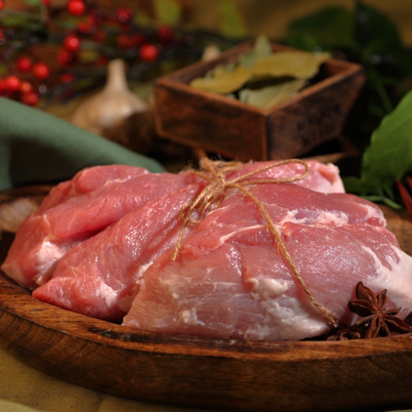 [청년미트] 1+등급 한돈 앞다리살 300g/500g (수육용/찌개용)