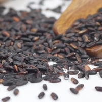 (25년산) 홍성농부의 메흑미 1kg 찰기적은쌀 멥쌀흑미 진흑미 흑미 검정쌀 직접도정